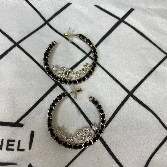 Chanel Black leather and stars Hoop Earrings - Picture 2 of 5